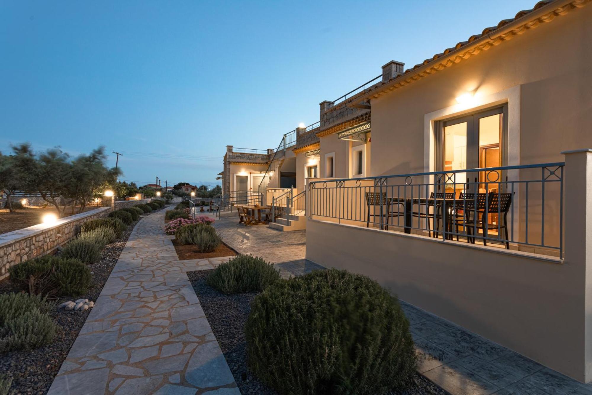Sundy Maria Apartments Stoúpa Exterior foto